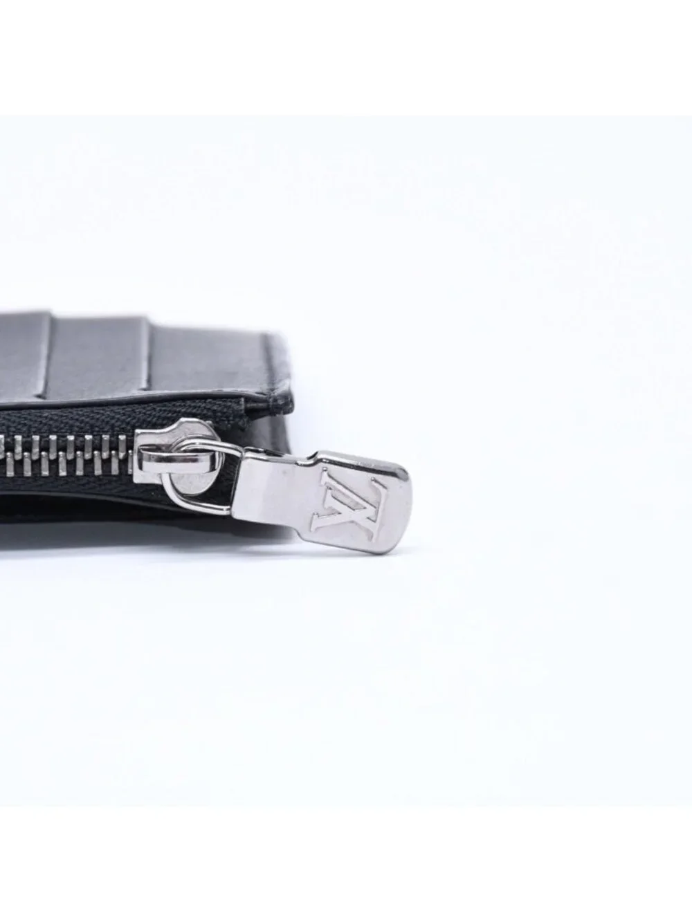 Louis Vuitton Taigarama Coin Purse Card Case Black Gray Silver
